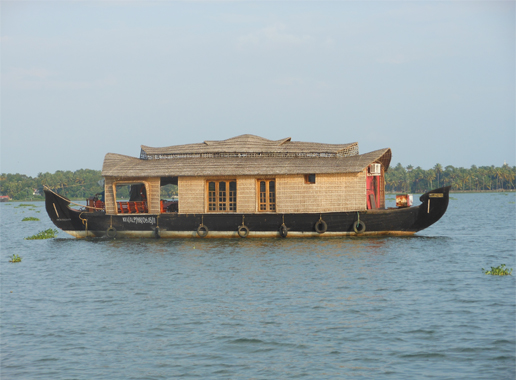 Munnar Thekkady Allapuzha-kochi Drop 4N/5D Tour